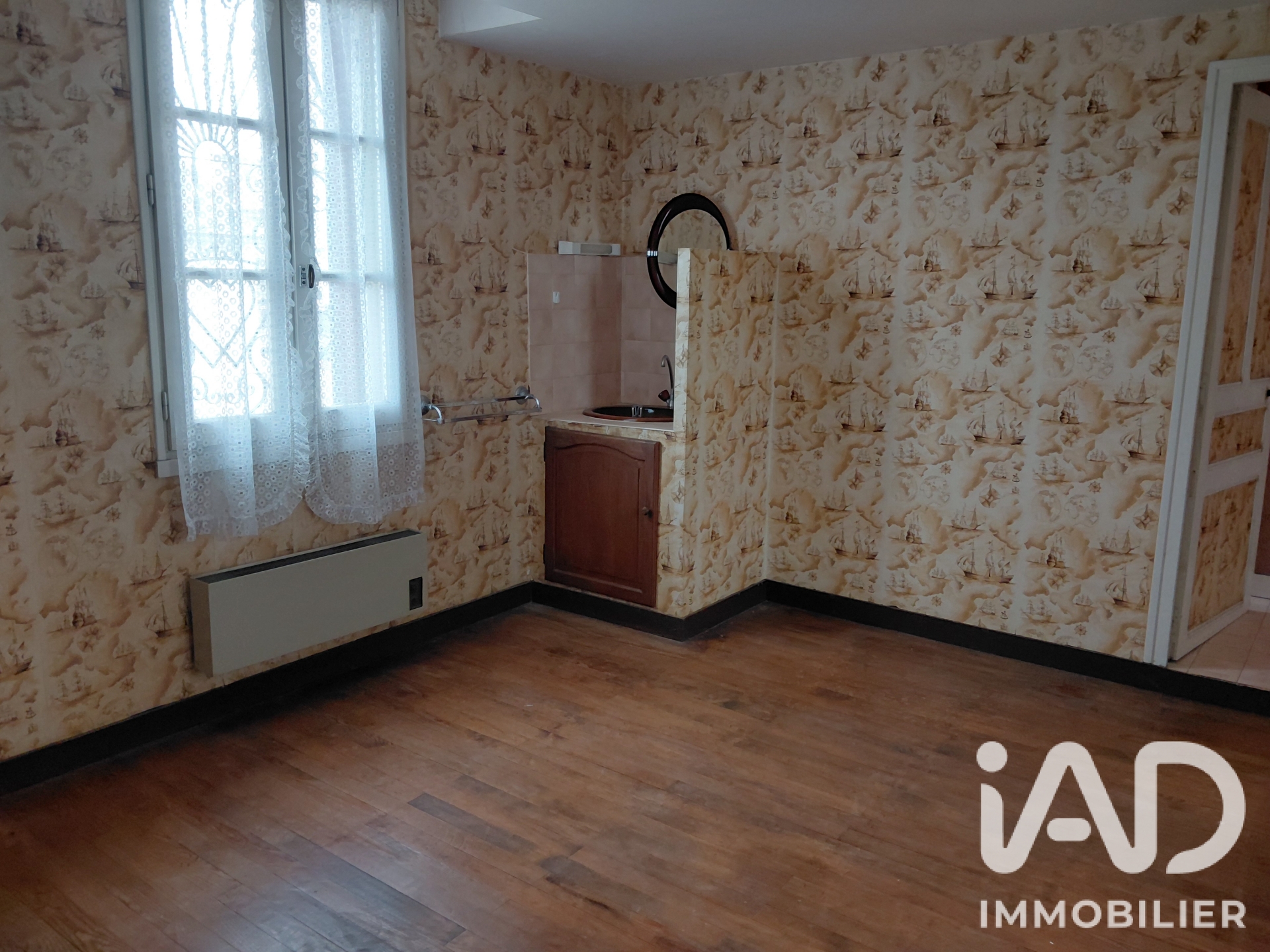 Vente maison à Fontenay-le-Comte (85200) : demeure 7 pièces 189 m² - 2103551 — 11