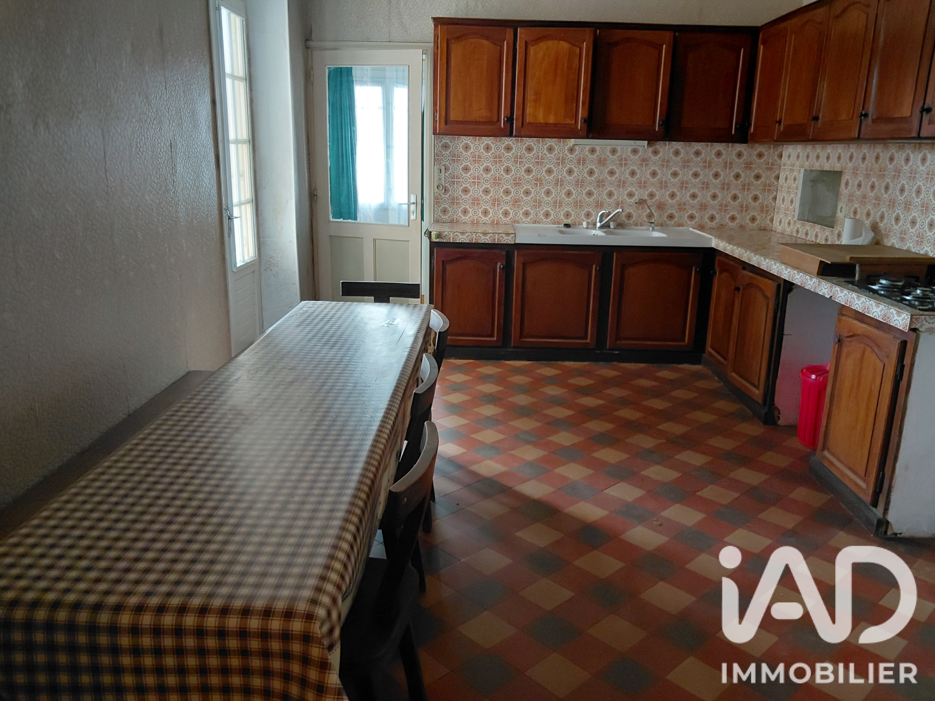 Vente maison à Fontenay-le-Comte (85200) : demeure 7 pièces 189 m² - 2103551 — 8