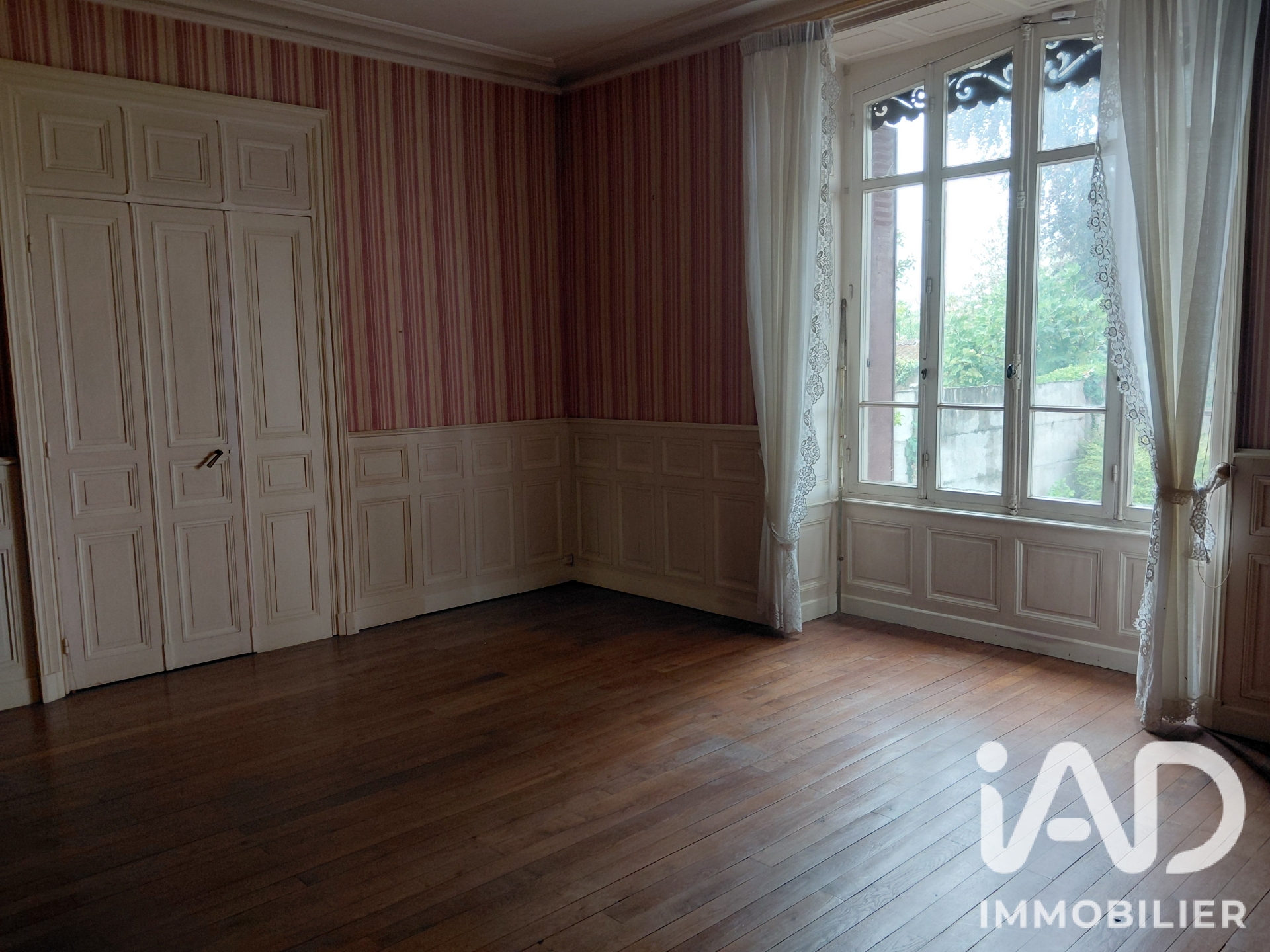 Vente maison à Fontenay-le-Comte (85200) : demeure 7 pièces 189 m² - 2103551 — 6
