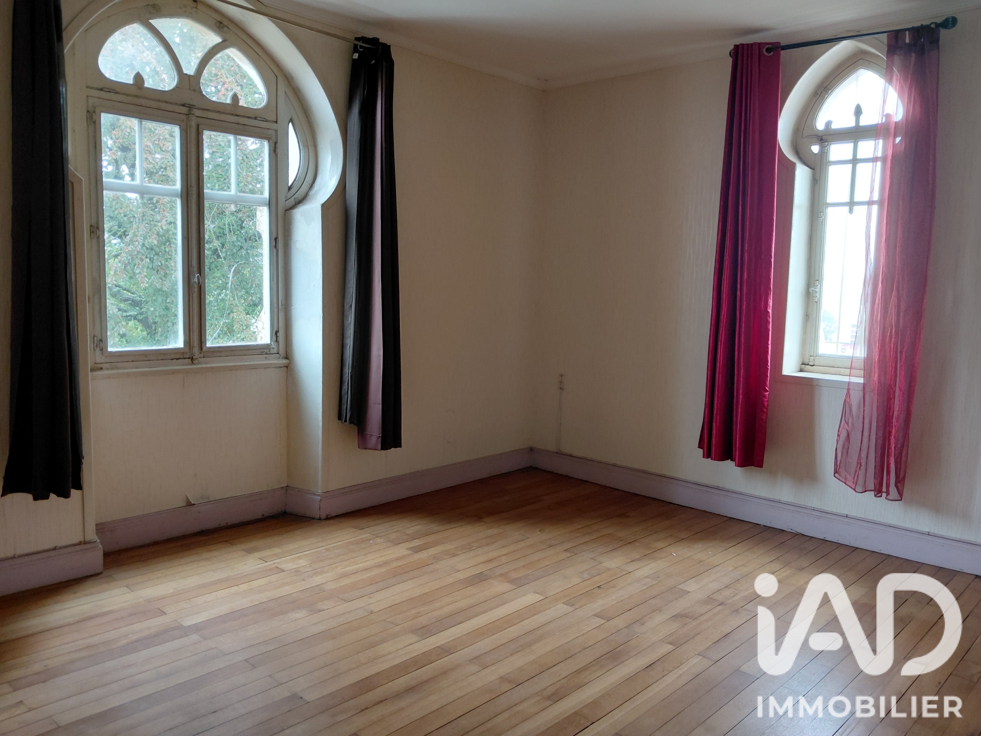 Vente maison à Fontenay-le-Comte (85200) : demeure 7 pièces 189 m² - 2103551 — 16
