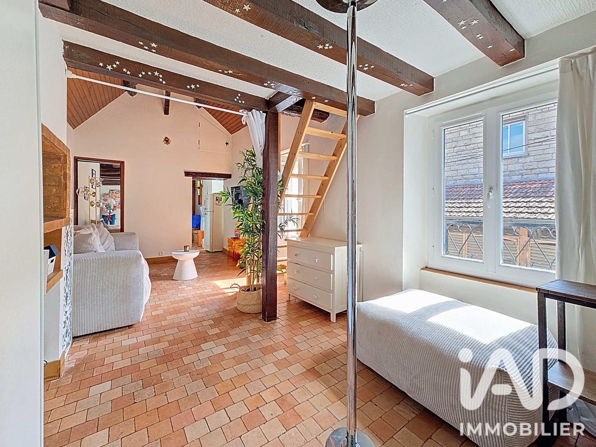 Appartement à vendre à Rueil-Malmaison — 170 000 € — IAD France