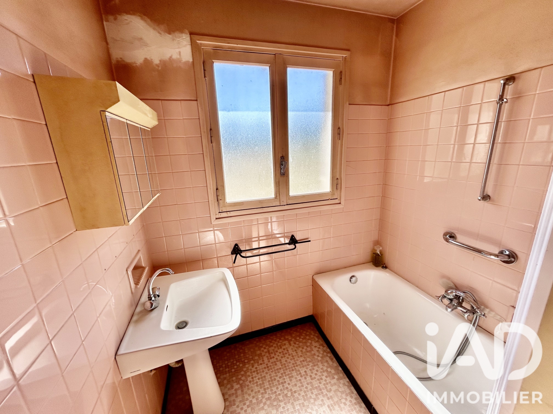 Vente maison à Noisy-sur-École (77123) : maison 4 pièces 74 m² - 2103450 — 8
