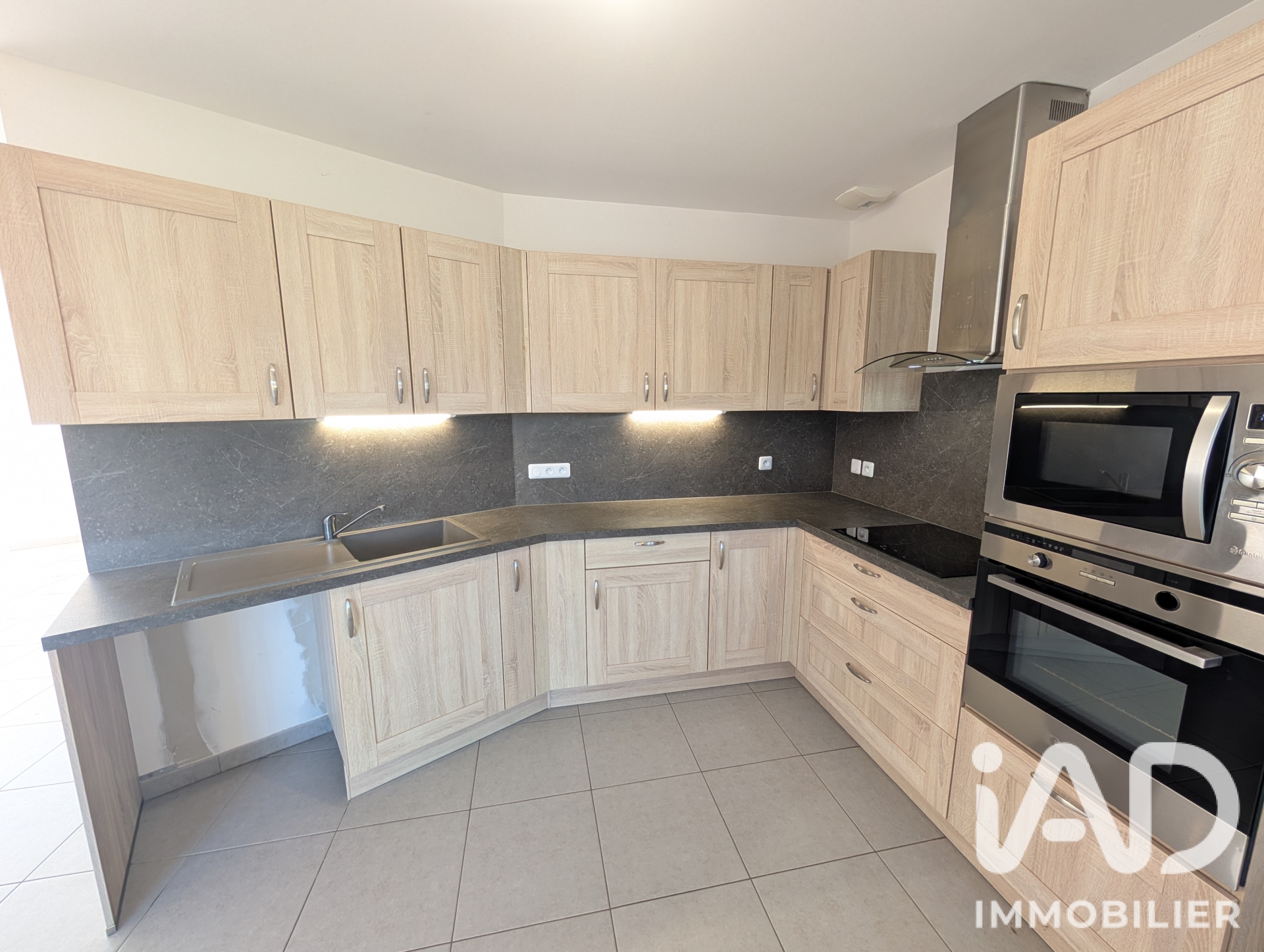 Vente maison à Chauvigny (86300) : pavillon 7 pièces 126 m² - 2103523 — 4