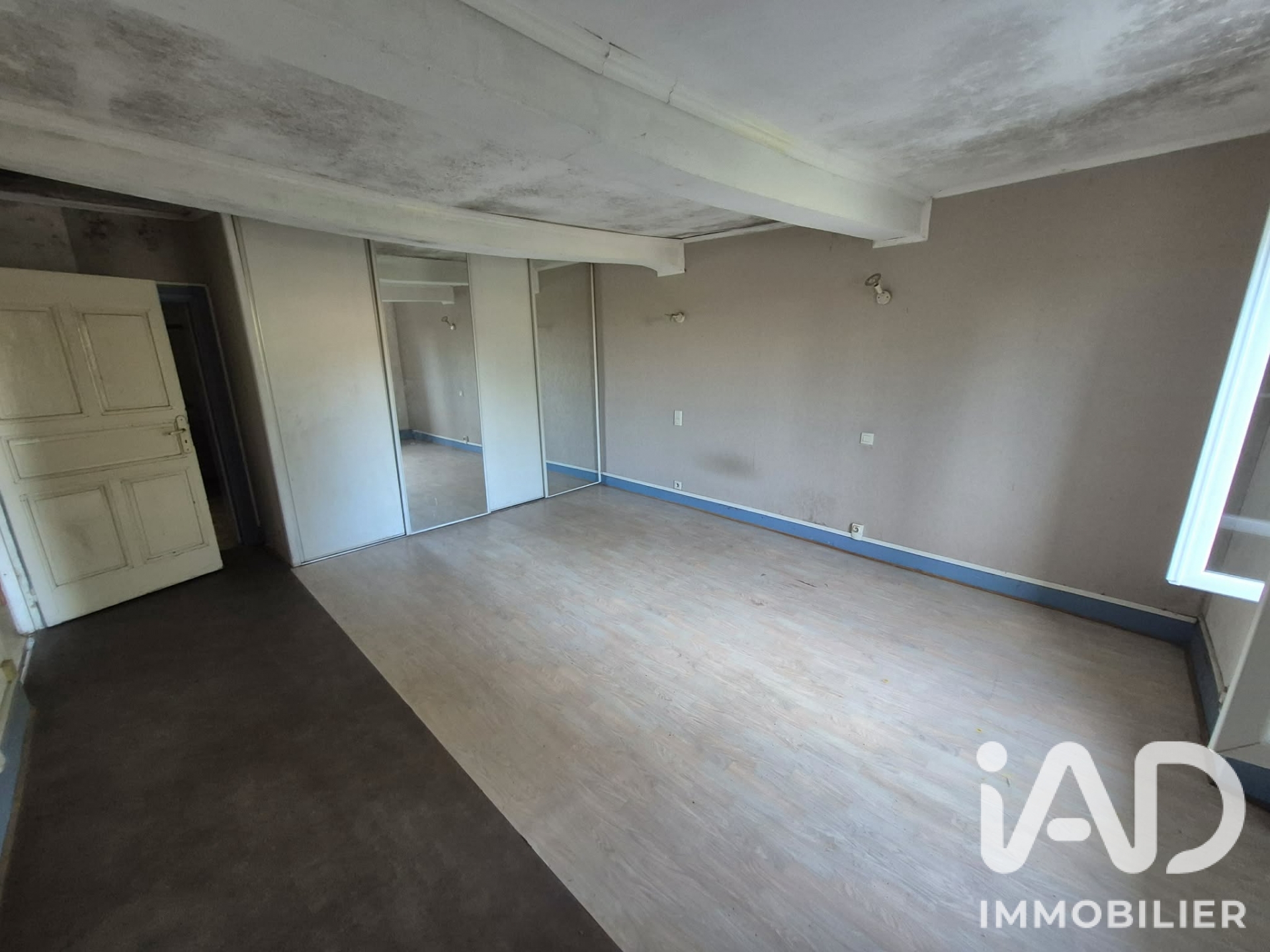 Vente maison à Mazamet (81200) : maison de ville 3 pièces 80 m² - 2107091 — 10
