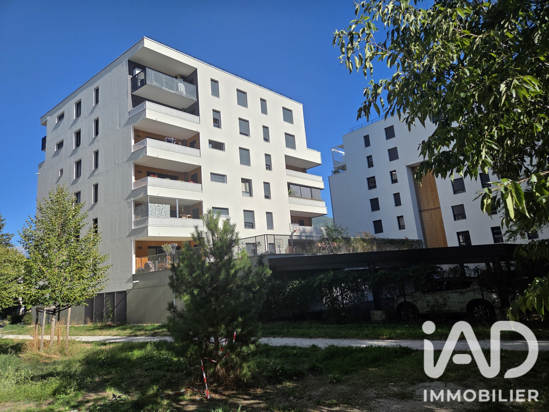 Appartement à vendre à Grenoble — 170 000 € — IAD France