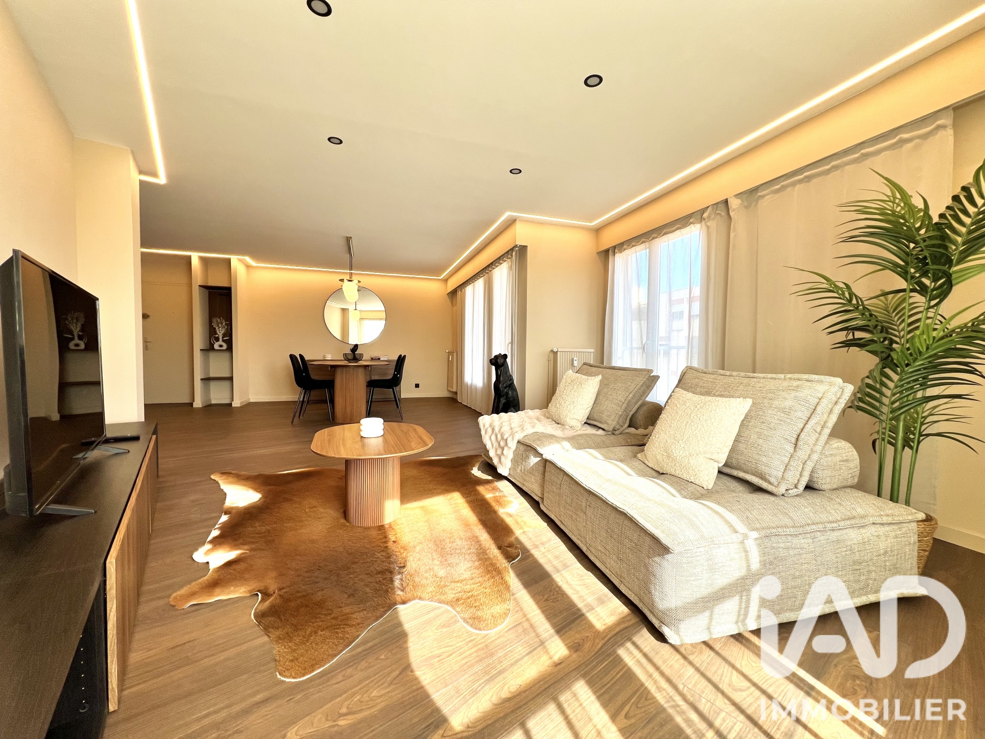 Vente appartement à La Londe-les-Maures (83250) : appartement 4 pièces 100 m² - 2102122 — 4