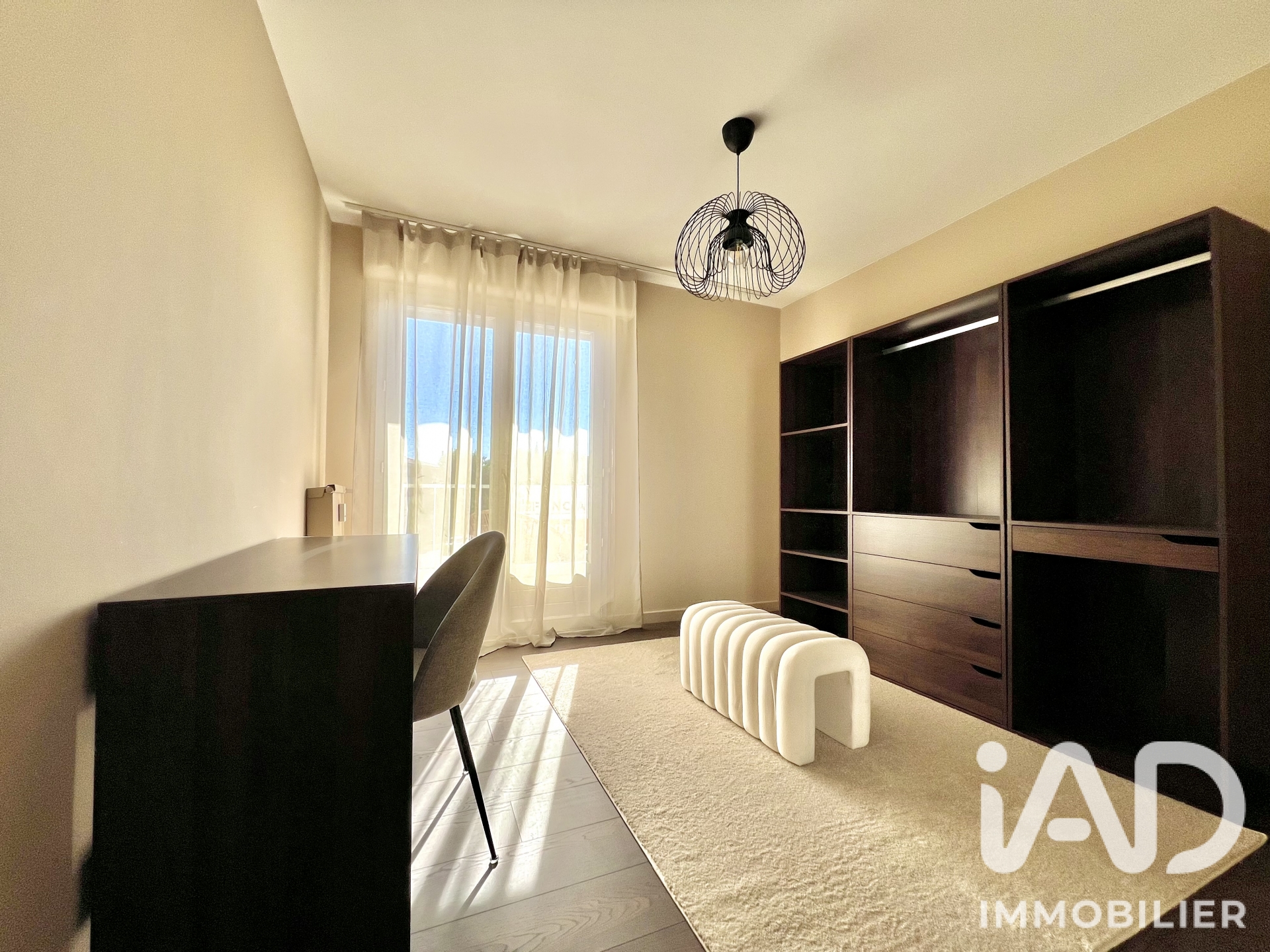 Vente appartement à La Londe-les-Maures (83250) : appartement 4 pièces 100 m² - 2102122 — 11