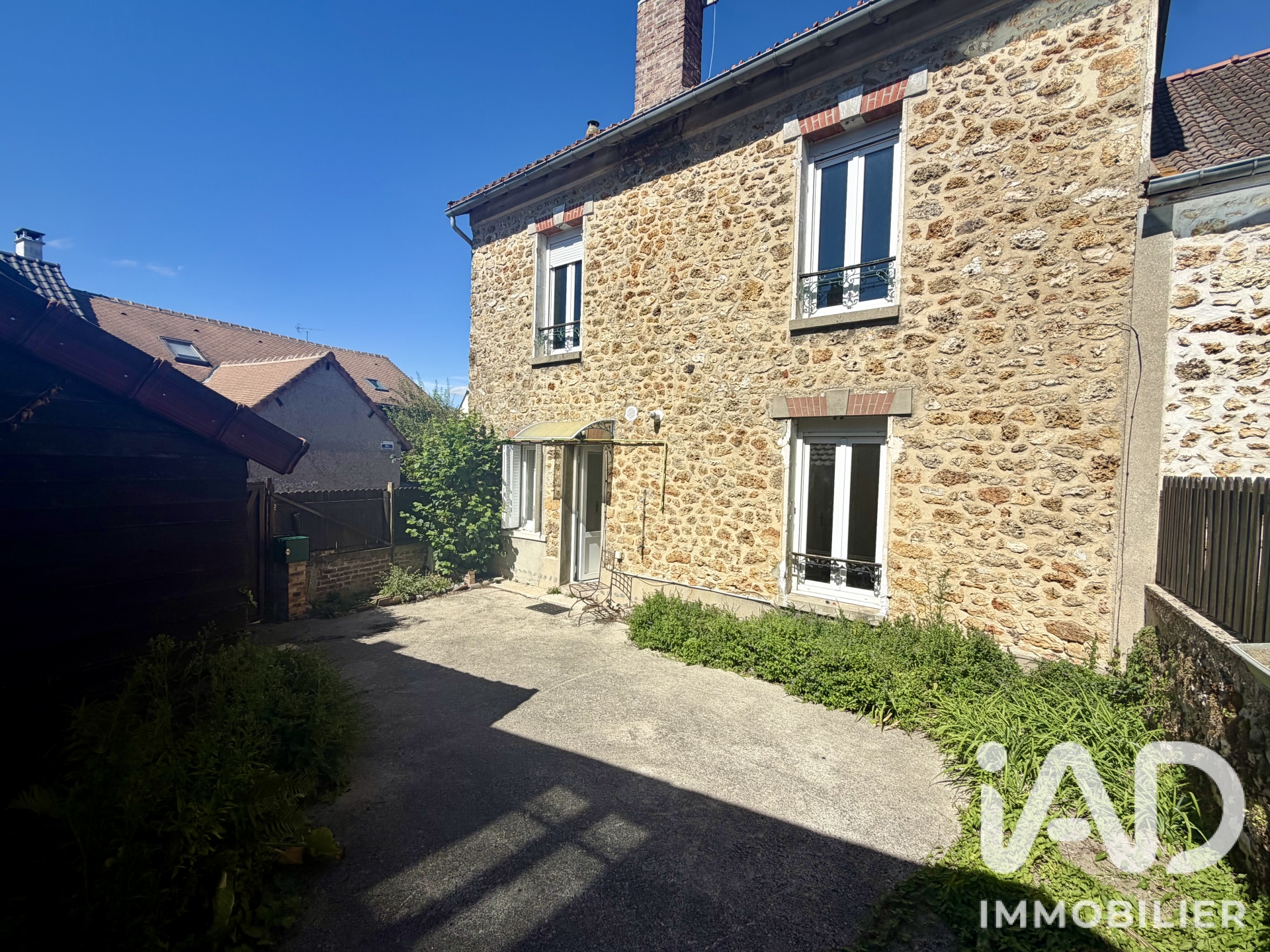 Vente maison à Voisins-le-Bretonneux (78960) : maison 5 pièces 105 m² - 2103704 — 17