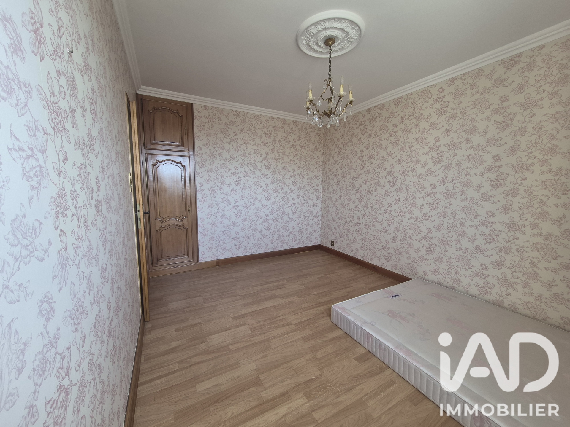 Vente maison à Saint-Jean-de-la-Ruelle (45140) : maison 5 pièces 81 m² - 2092914 — 12