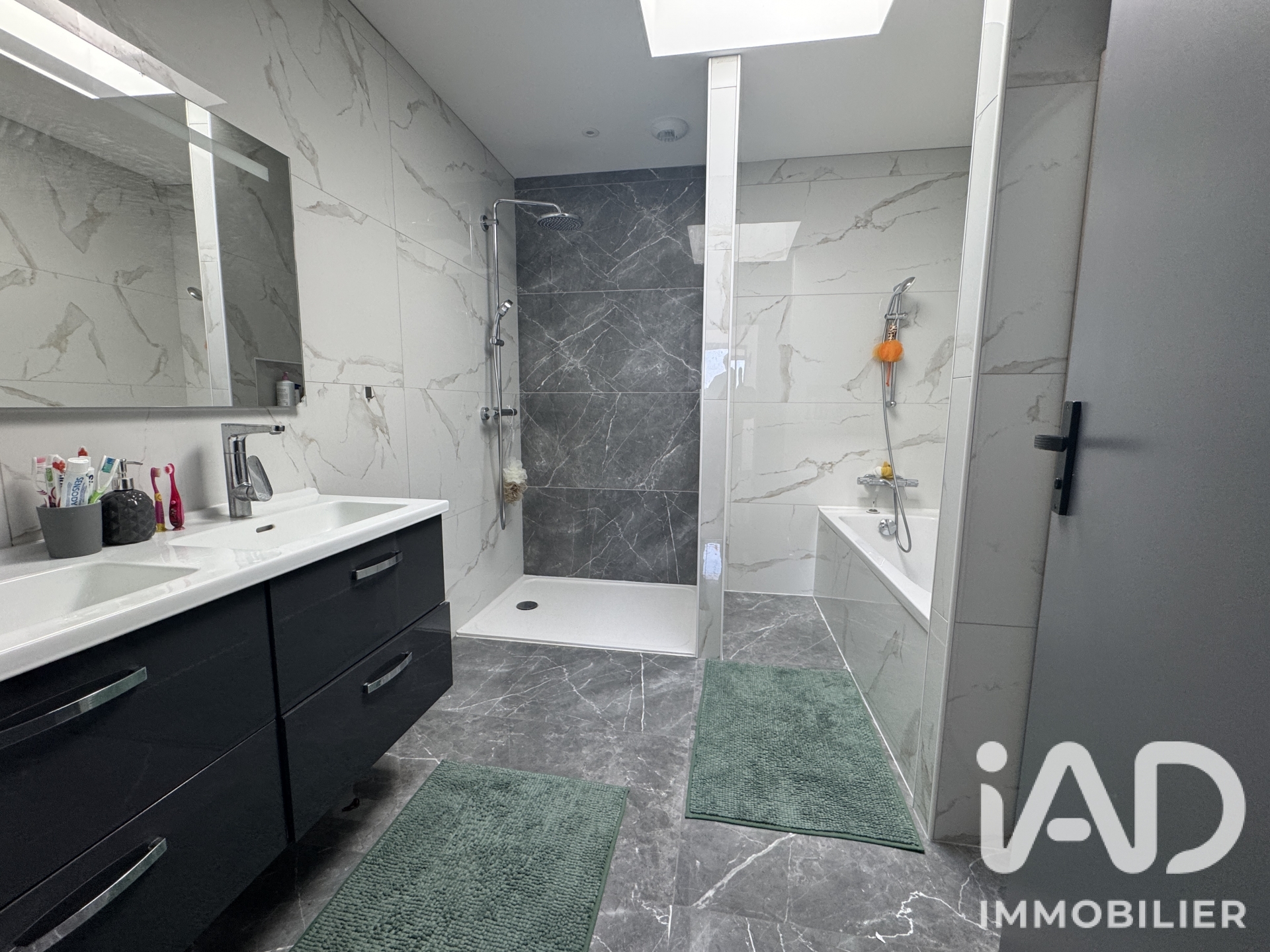 Vente maison à Les Sorinières (44840) : maison d'architecte 5 pièces 140 m² - 2103904 — 12