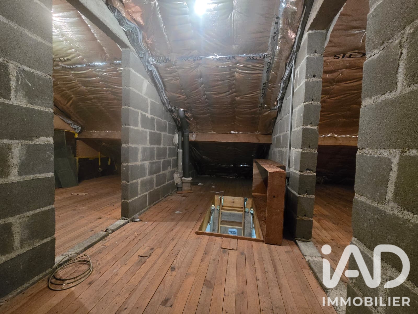 Vente maison à Saint-Jean-de-la-Ruelle (45140) : maison 5 pièces 81 m² - 2092914 — 20