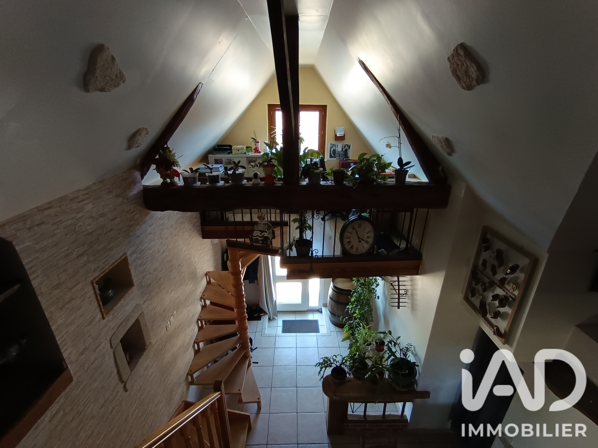Vente maison à Saint-Symphorien (18190) : maison de campagne 6 pièces 150 m² - 2103479 — 9