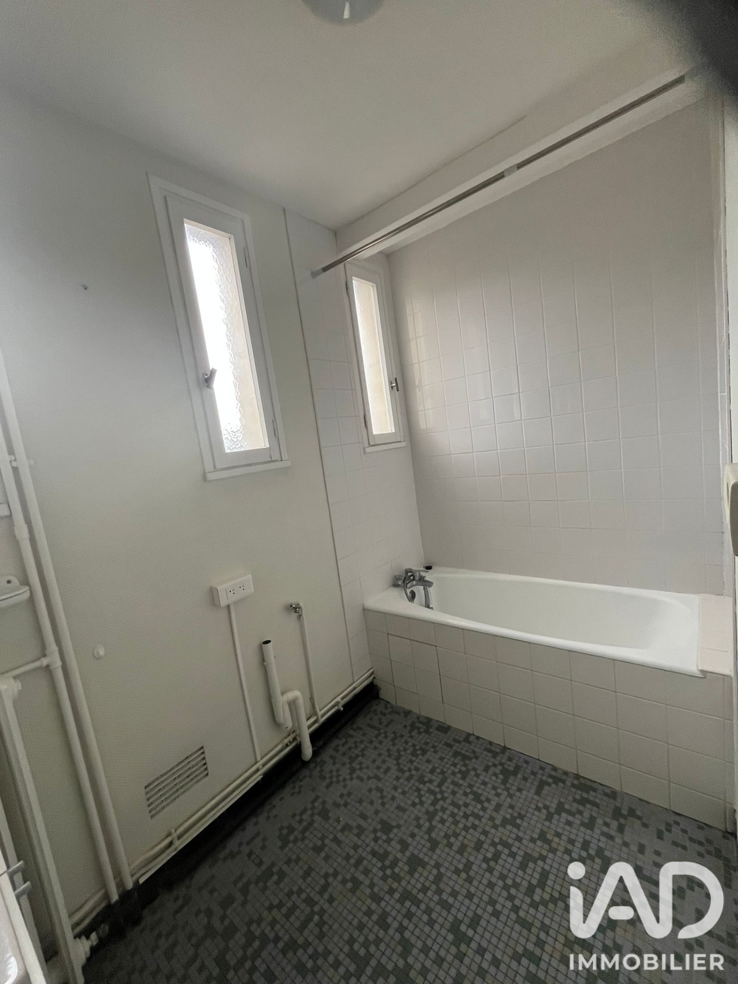 Vente appartement à Saint-Cyr-sur-Loire (37540) : appartement 2 pièces 50 m² - 2104687 — 6