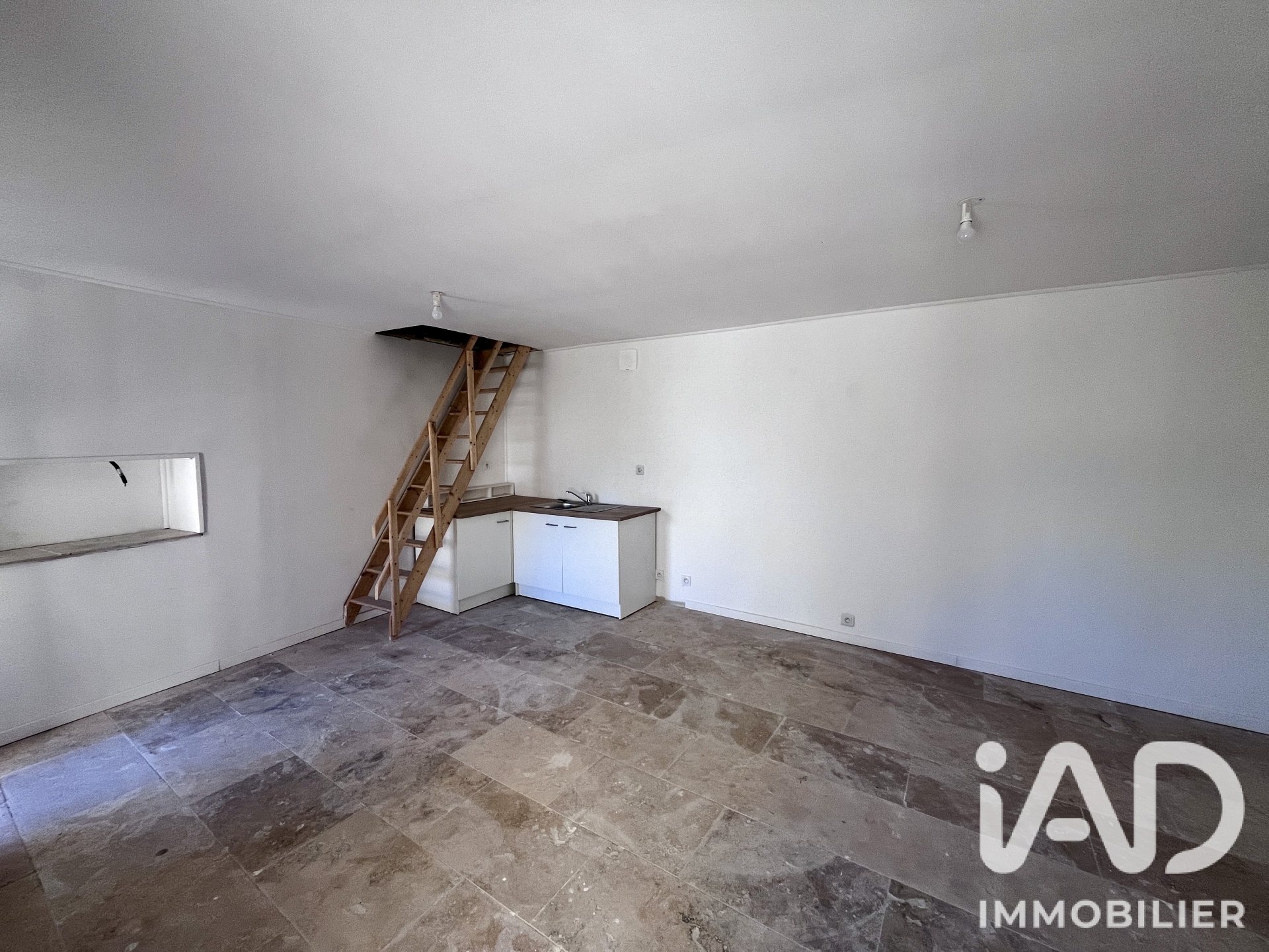 Vente maison à Saint-Gervais (30200) : maison de village 2 pièces 33 m² - 2111435 — 4