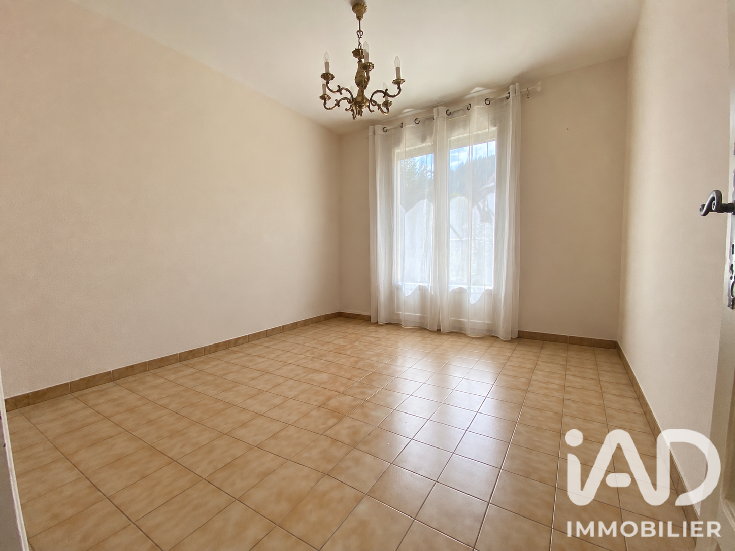 Vente maison à Pouzac (65200) : maison traditionnelle 4 pièces 94 m² - 2104050 — 8