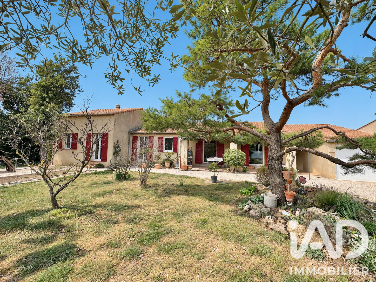 Maison à vendre à Grillon — 340 000 € — IAD France