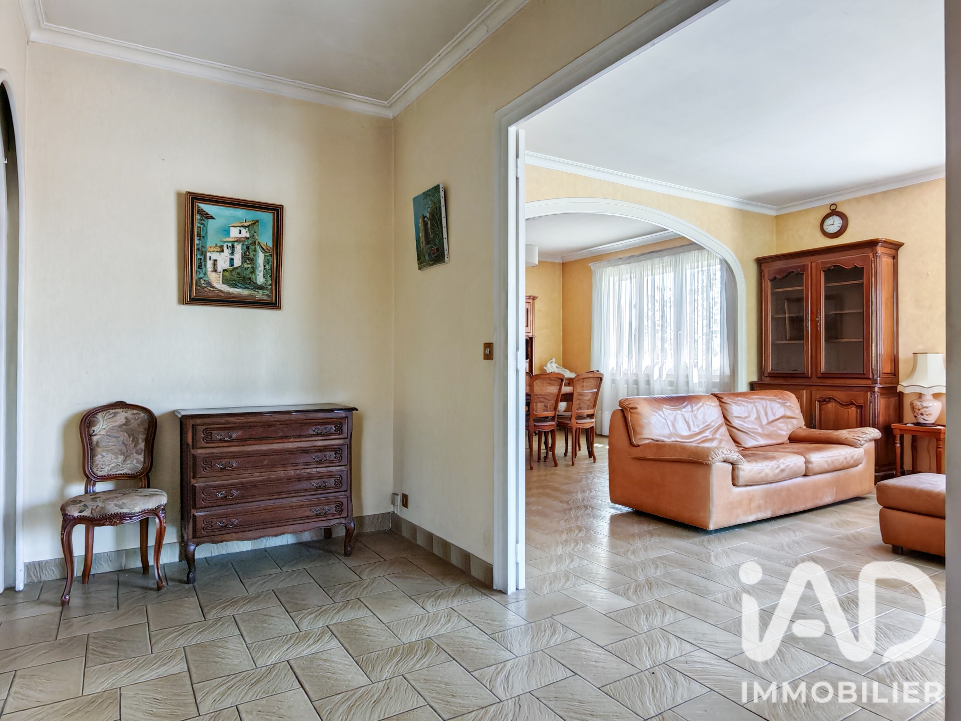 Vente maison à Chassieu (69680) : maison 5 pièces 240 m² - 2101537 — 7