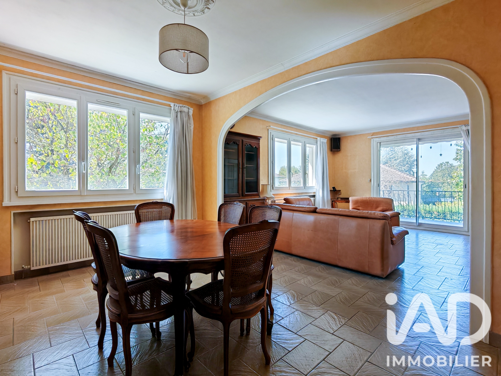 Vente maison à Chassieu (69680) : maison 5 pièces 240 m² - 2101537 — 6