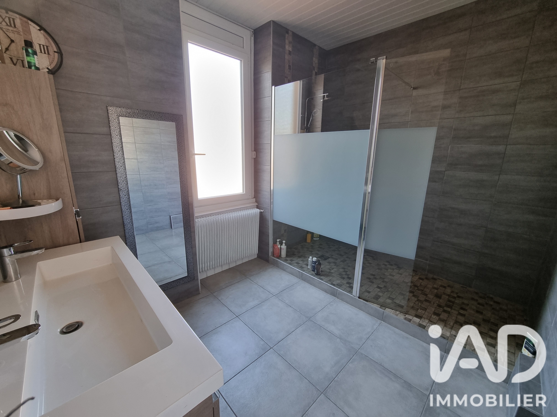 Vente maison à Montrond-les-Bains (42210) : maison 7 pièces 225 m² - 2105933 — 8