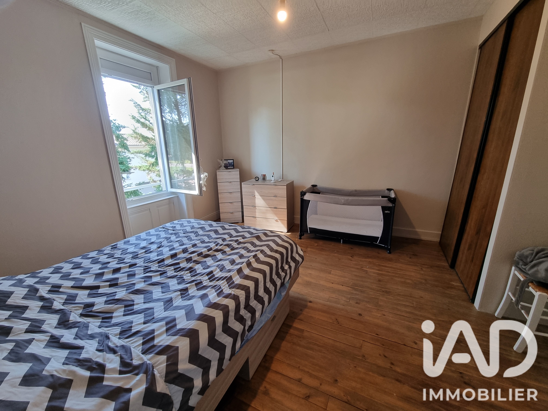 Vente maison à Montrond-les-Bains (42210) : maison 7 pièces 225 m² - 2105933 — 10