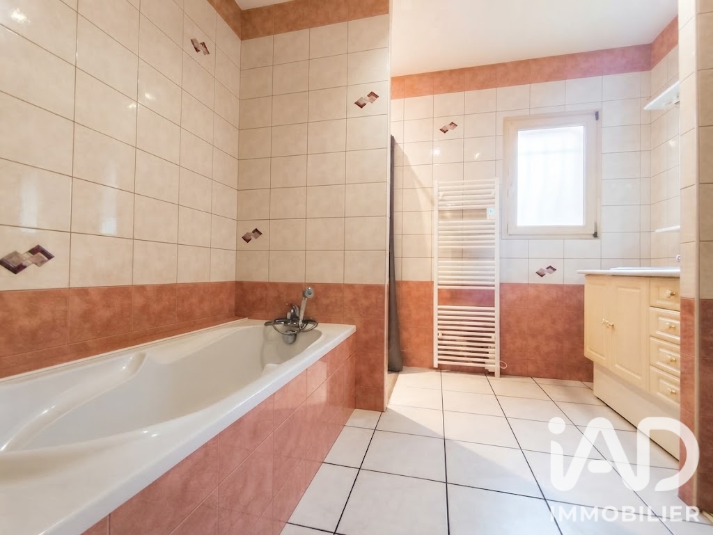 Vente maison à Chiché (79350) : maison 8 pièces 210 m² - 2105697 — 11