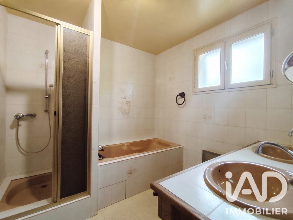 Vente maison à Chiché (79350) : maison 8 pièces 210 m² - 2105697 — 17