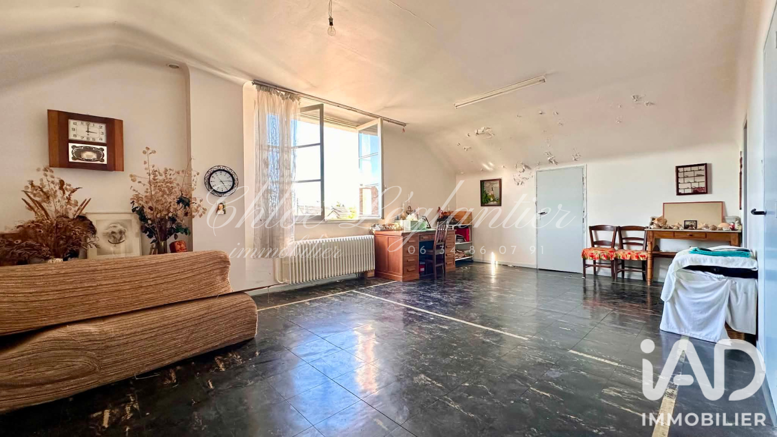 Vente maison à Roissy-en-Brie (77680) : pavillon 5 pièces 118 m² - 2103413 — 10