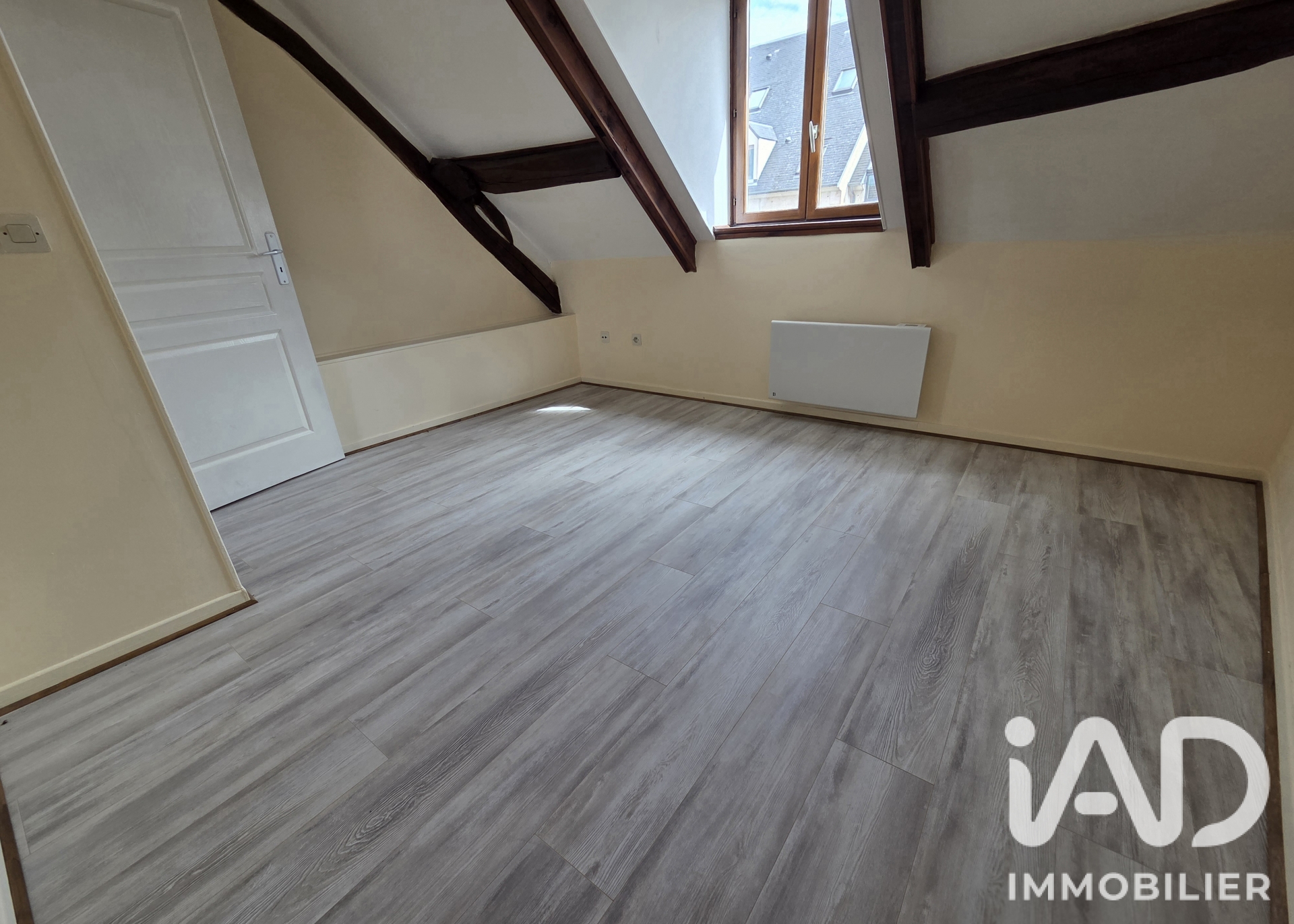 Vente appartement à La Chapelle-en-Serval (60520) : duplex 4 pièces 90 m² - 2101861 — 4
