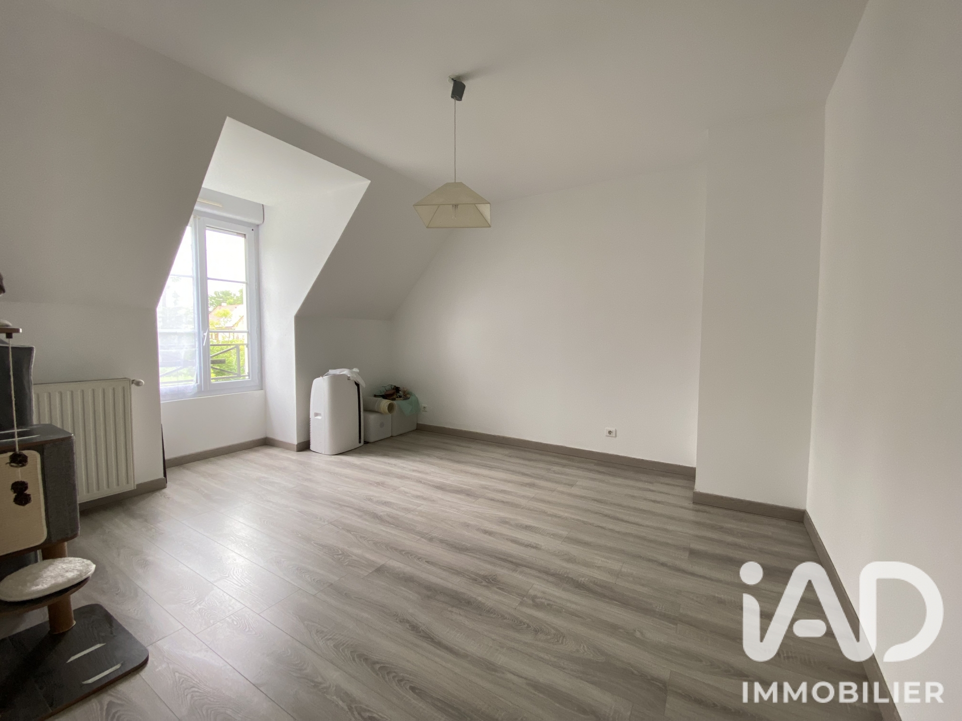 Vente maison à Crécy-la-Chapelle (77580) : maison traditionnelle 8 pièces 200 m² - 2104739 — 10