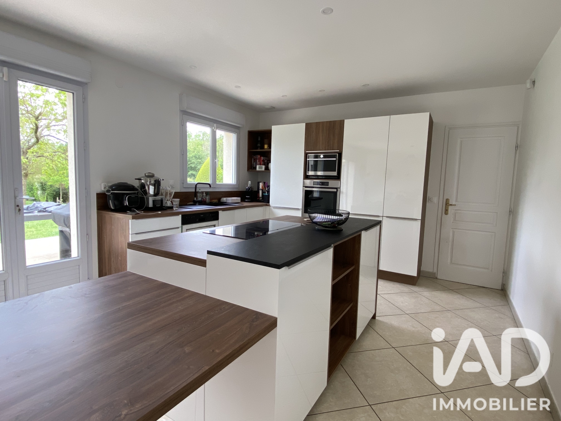 Vente maison à Crécy-la-Chapelle (77580) : maison traditionnelle 8 pièces 200 m² - 2104739 — 6