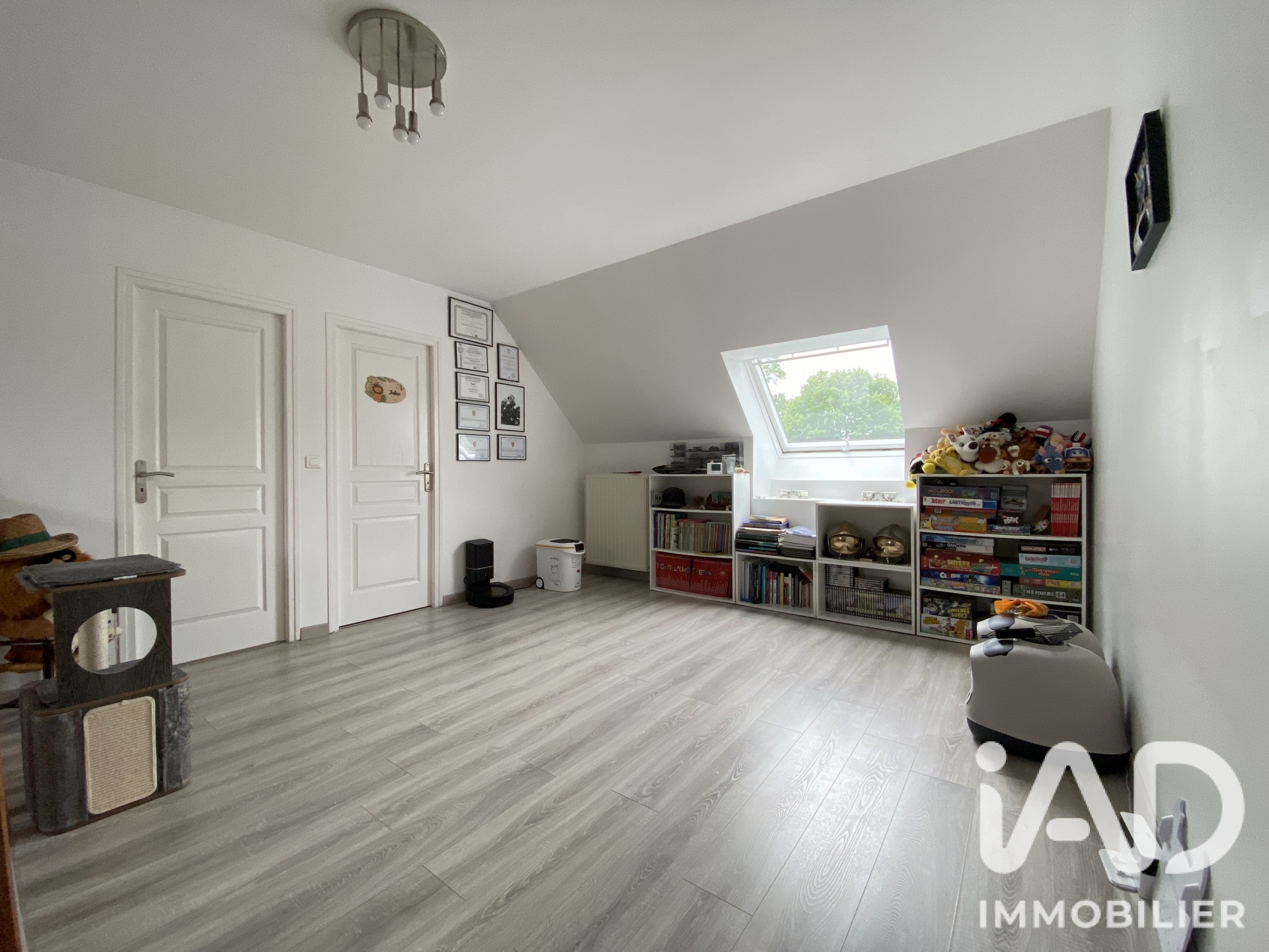 Vente maison à Crécy-la-Chapelle (77580) : maison traditionnelle 8 pièces 200 m² - 2104739 — 11
