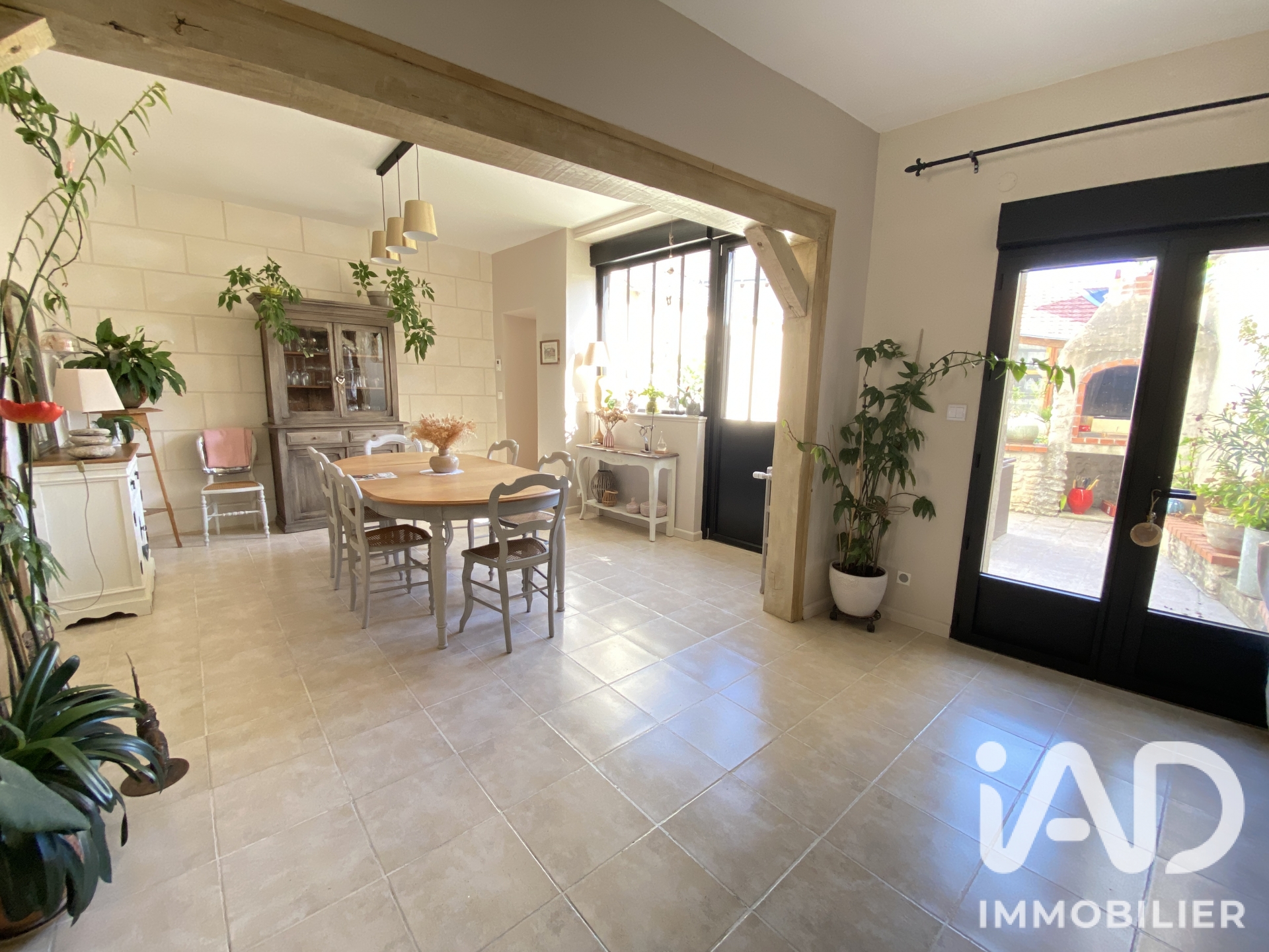 Vente maison à Loches (37600) : maison de ville 6 pièces 190 m² - 2102017 — 4