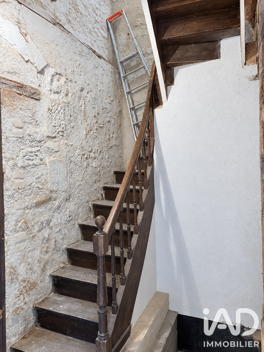 Vente maison à Luynes (37230) : maison de ville 5 pièces 190 m² - 2020965 — 9