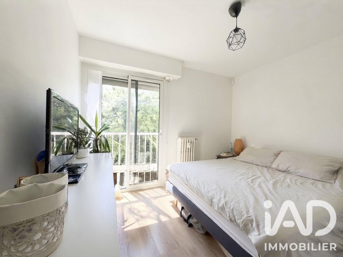 Vente appartement à Six-Fours-les-Plages (83140) : appartement 3 pièces 70 m² - 2095074 — 5