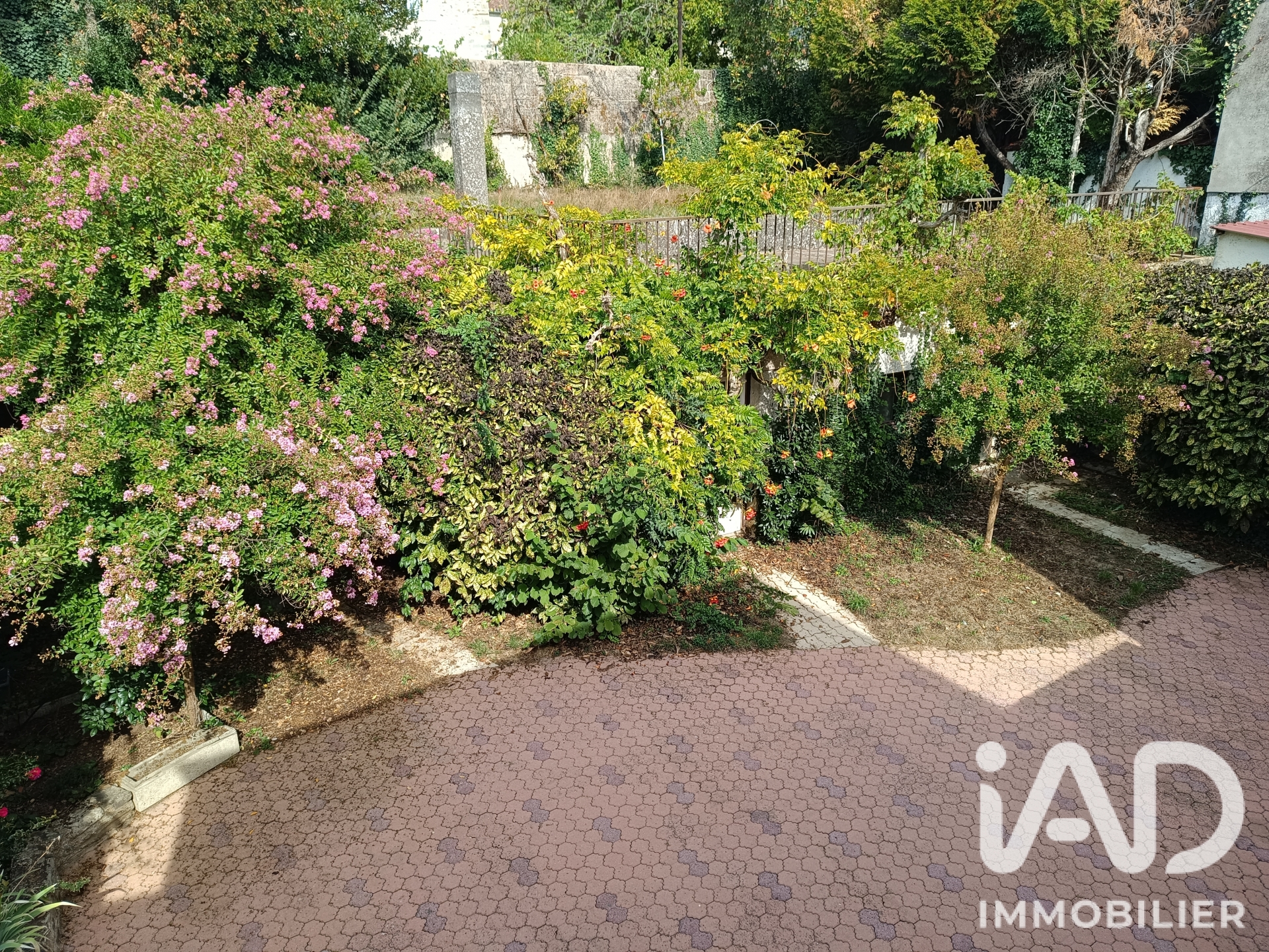 Vente maison à La Châtaigneraie (85120) : maison de ville 9 pièces 270 m² - 2104742 — 18