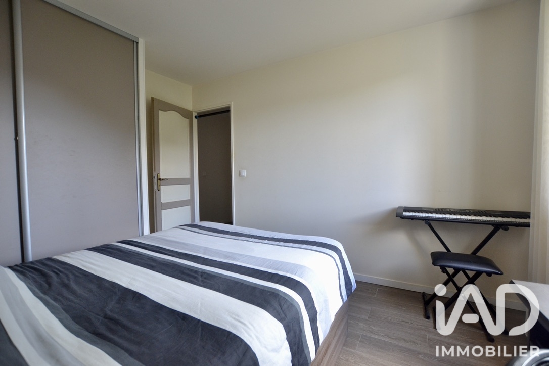 Vente maison à Champagne-sur-Oise (95660) : pavillon 6 pièces 120 m² - 2100847 — 10