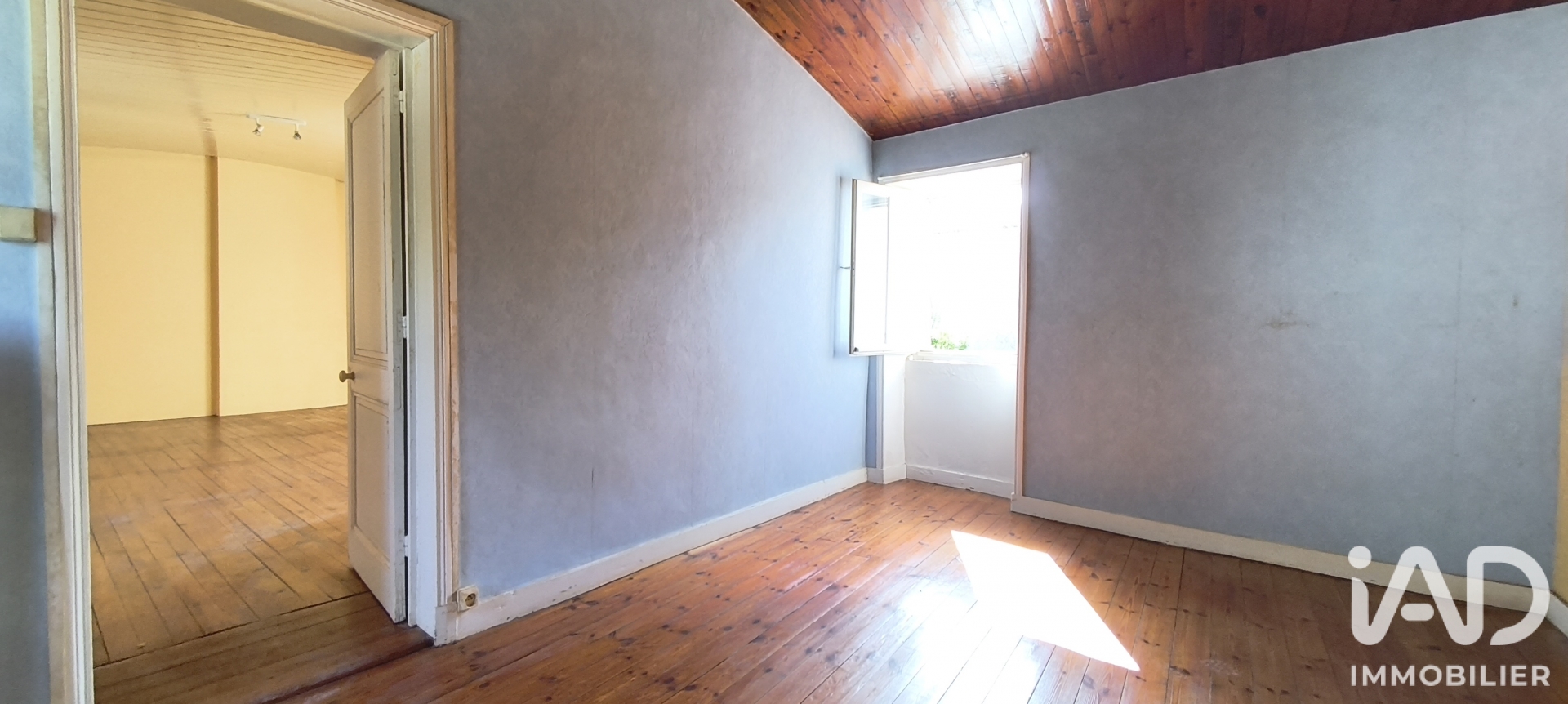 Vente maison à Nieul-sur-Mer (17137) : maison de village 4 pièces 96 m² - 2105113 — 7