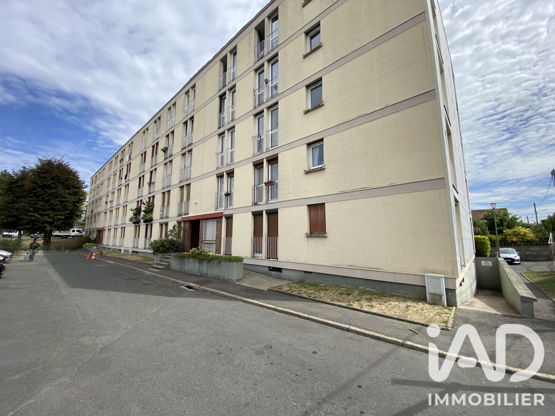 Vente appartement à Garges-lès-Gonesse (95140) : appartement 2 pièces 54 m² - 2098663 — 11