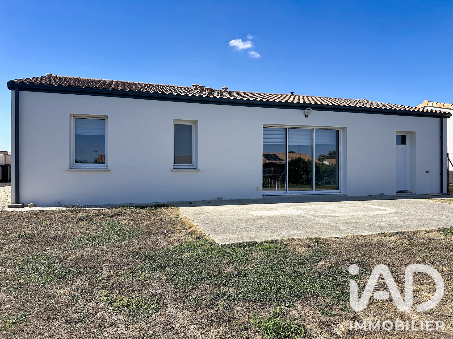 Maison à vendre à Saint-Jean-de-Thouars — 173 000 € — IAD France