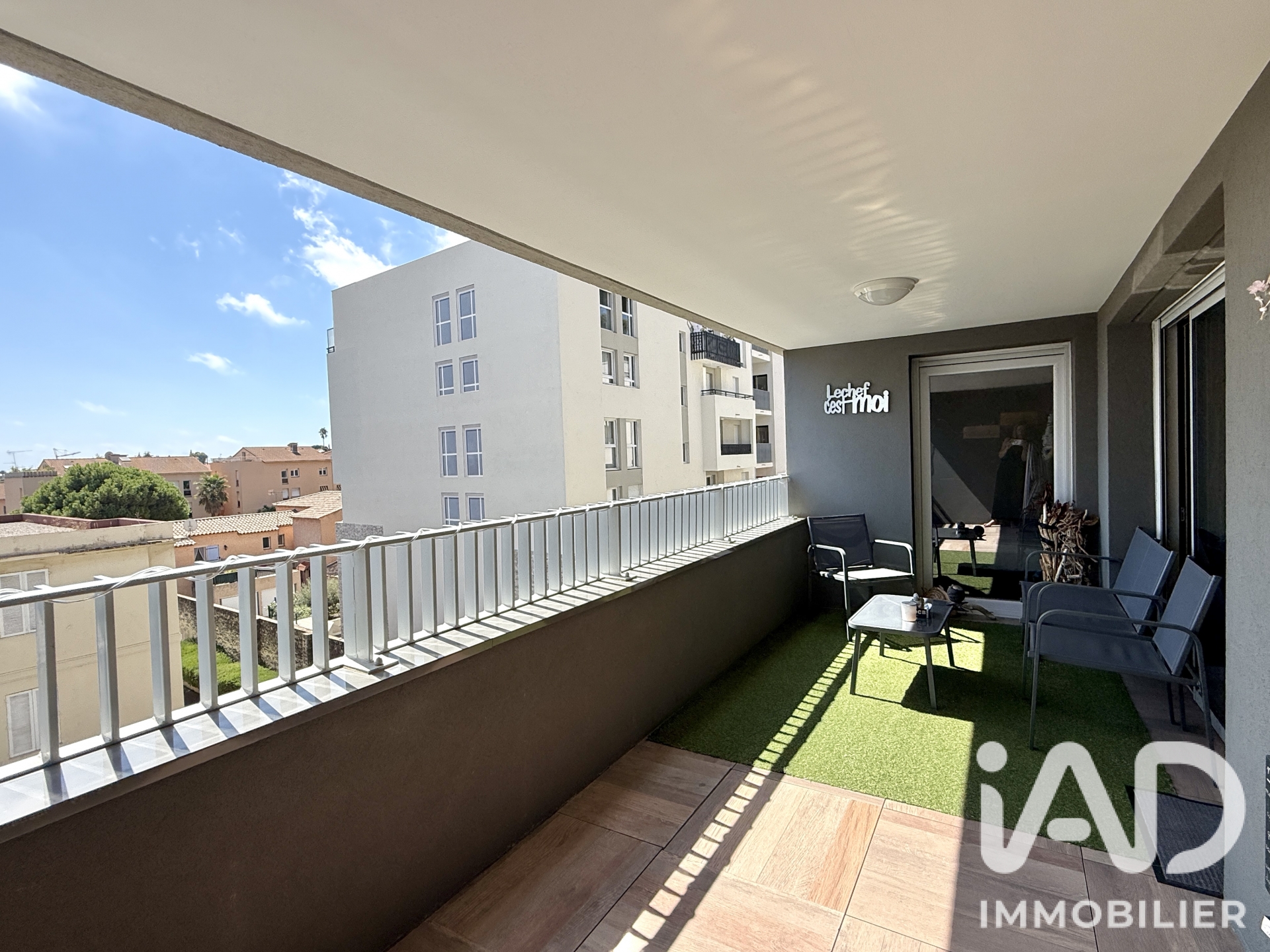 Vente appartement à Saint-Laurent-du-Var (06700) : appartement 3 pièces 62 m² - 2102720 — 23