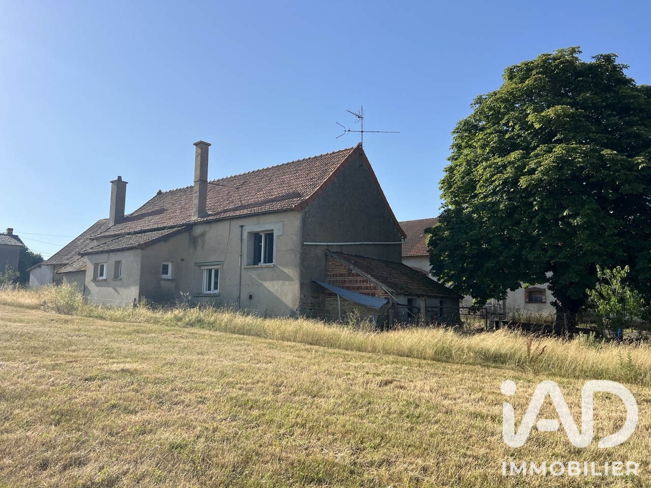 Vente maison à Le Pin (03130) : ferme 5 pièces 100 m² - 2100718 — 14