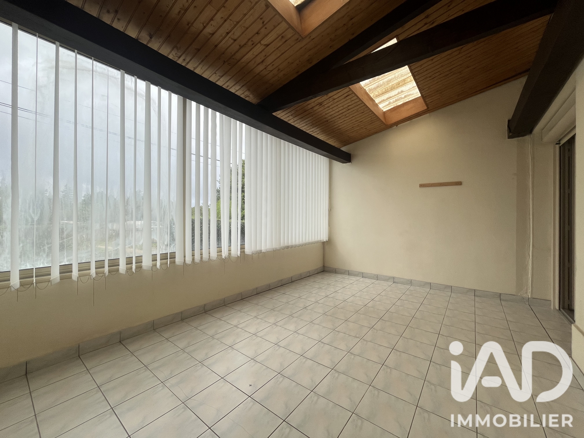 Vente maison à Sèvremont (85700) : maison de village 6 pièces 116 m² - 2087192 — 6
