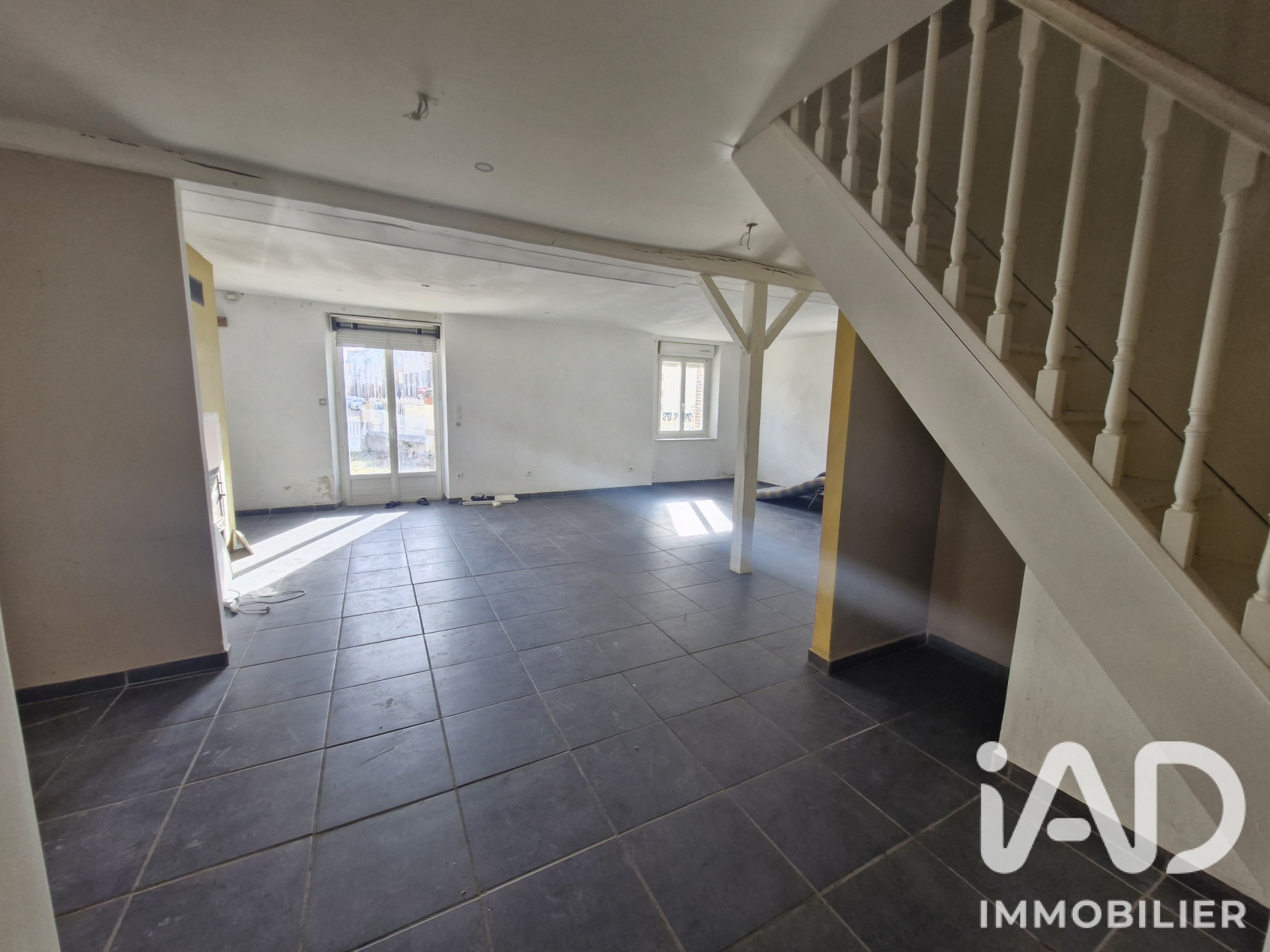 Vente maison à Romilly-sur-Seine (10100) : maison de ville 5 pièces 120 m² - 2105454 — 4