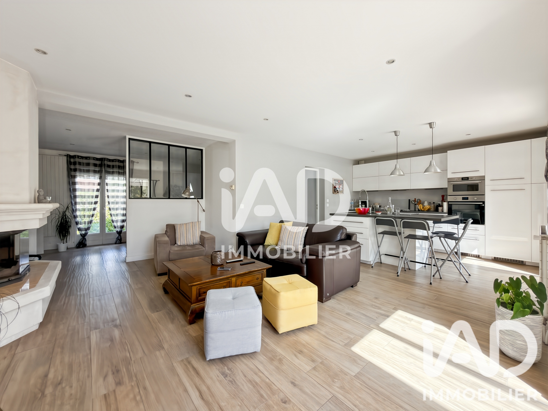 Vente maison à Chevry-Cossigny (77173) : maison traditionnelle 6 pièces 142 m² - 2103757 — 4