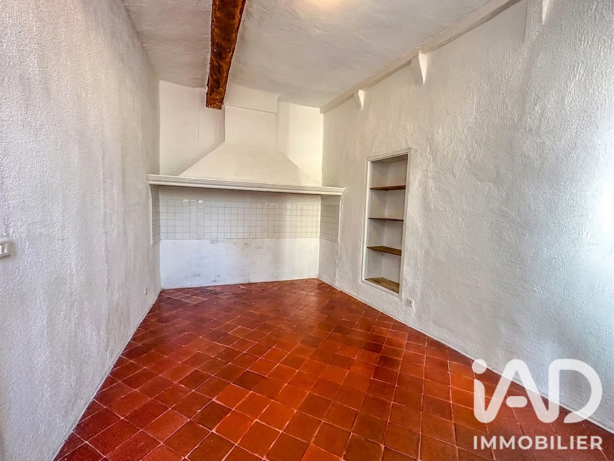 Vente maison à Cuers (83390) : maison de village 5 pièces 120 m² - 1929874 — 6