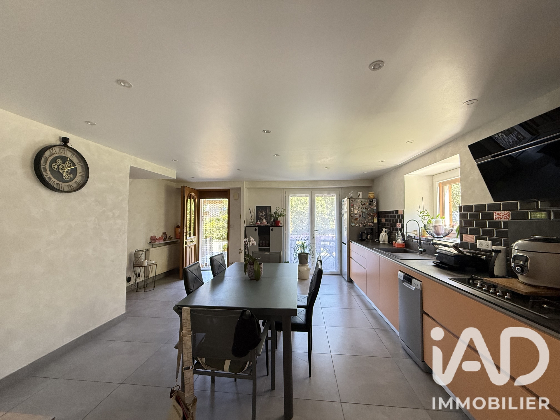 Vente maison à Bourgneuf (73390) : maison 5 pièces 216 m² - 2099677 — 12