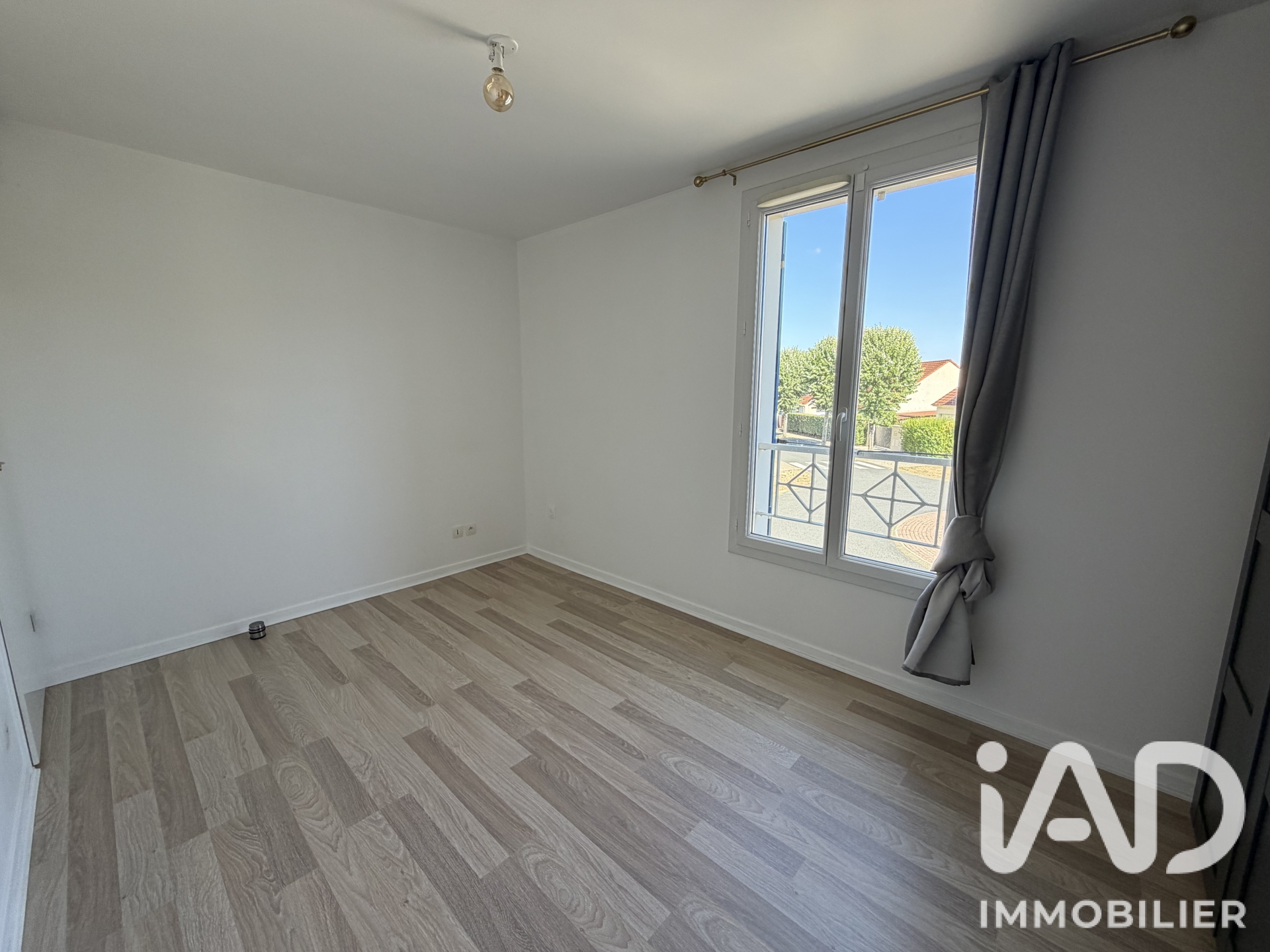 Vente maison à Le Coudray-Montceaux (91830) : maison 5 pièces 99 m² - 2104997 — 10