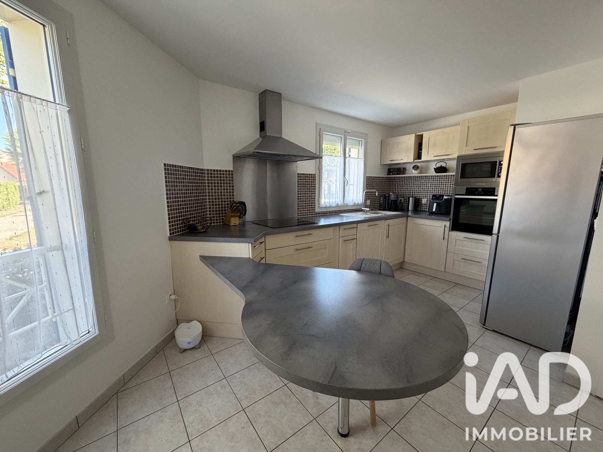 Vente maison à Le Coudray-Montceaux (91830) : maison 5 pièces 99 m² - 2104997 — 6