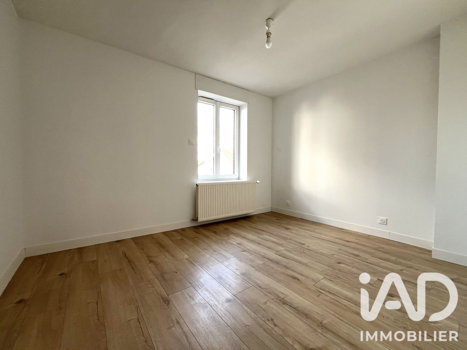 Vente maison à Lesquin (59810) : maison 5 pièces 96 m² - 2105674 — 8
