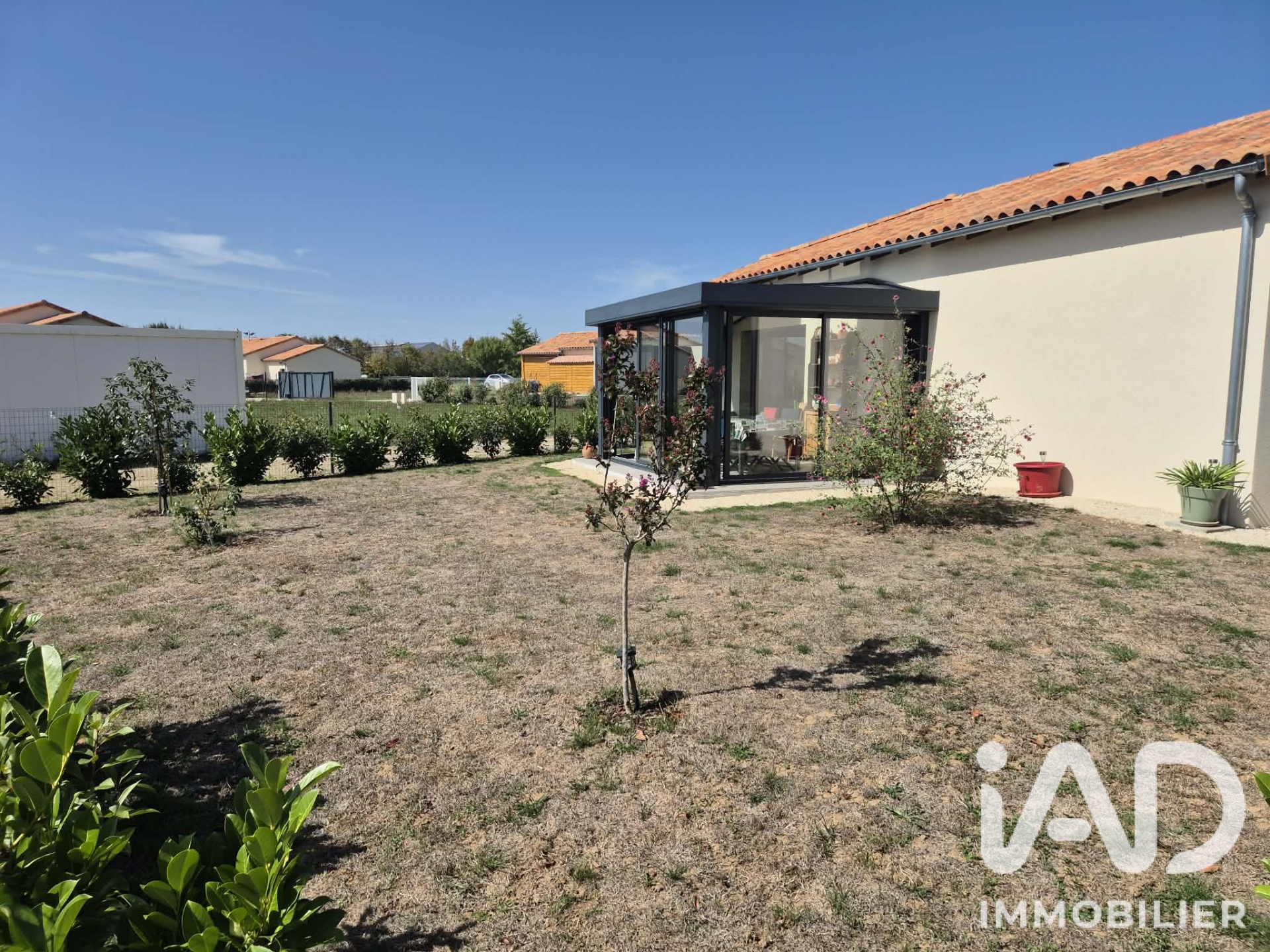 Vente maison à Savigné (86400) : maison 3 pièces 84 m² - 2105731 — 12